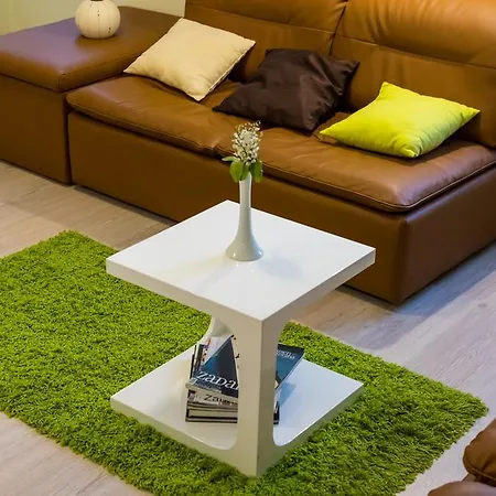 דירה Altera זאדאר